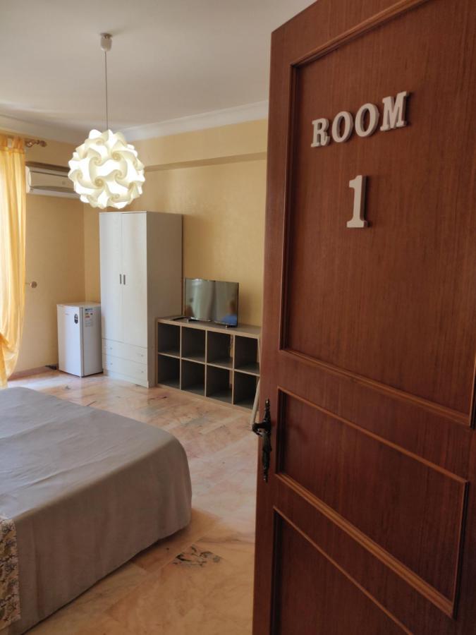 Bed & Breakfast Casa Vittoria Santo Stefano di Camastra Exterior foto